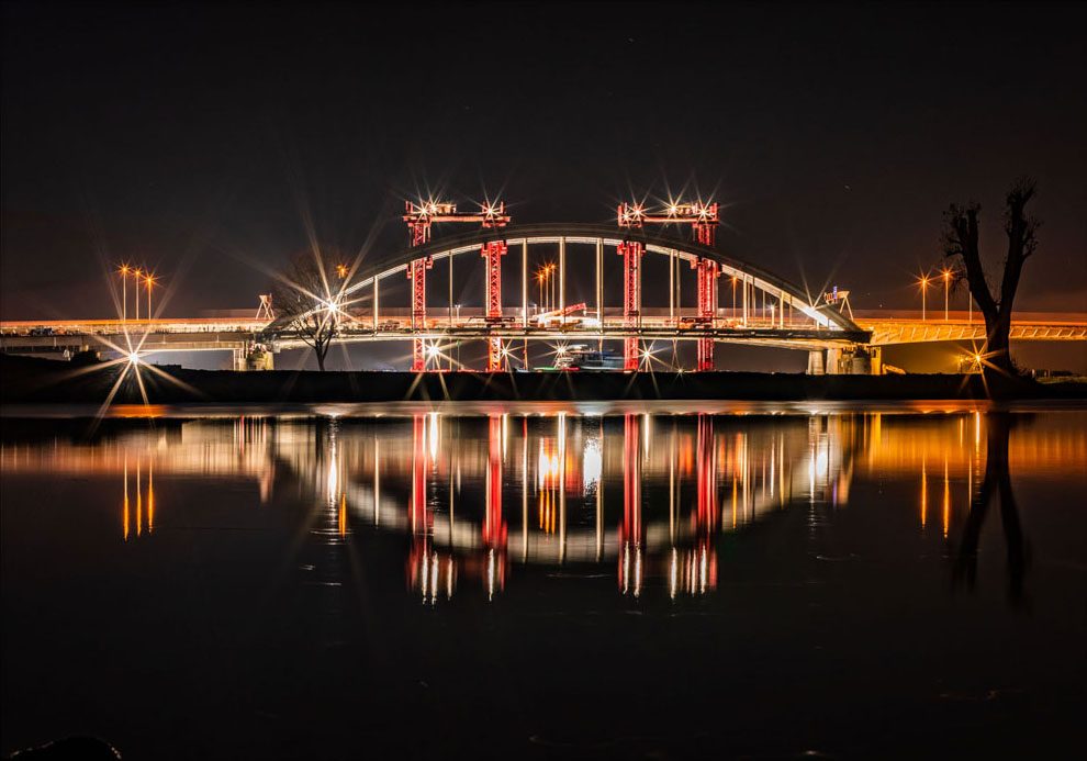 De laatste avond van de Lekbrug